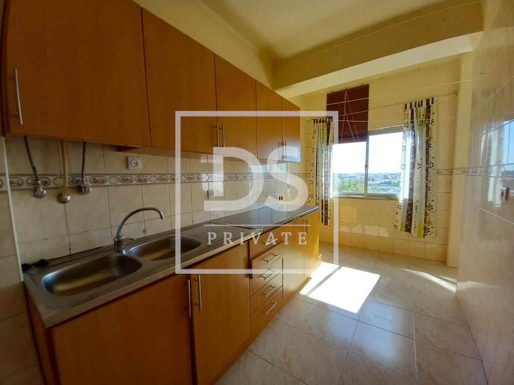 2 bedrooms Apartment in Seixal, Portugal No. 86788