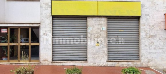 144m² Commercial property in Ferentino, Italy No. 319533 9