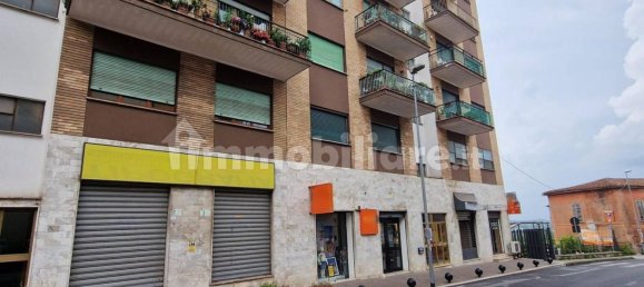 144m² Commercial property in Ferentino, Italy No. 319533 8