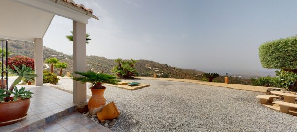 Вилла с 4 спальнями в Саялонга, Испания № 46008 35