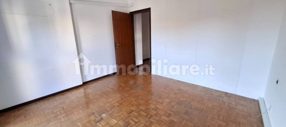 Apartamento de 2 dormitorios en Veniano, Italy No. 235871 26
