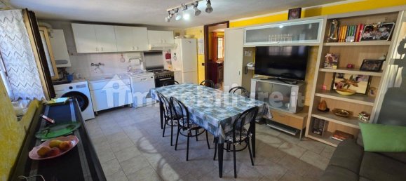 2 bedrooms Villa in Pantigliate, Italy No. 189072 2