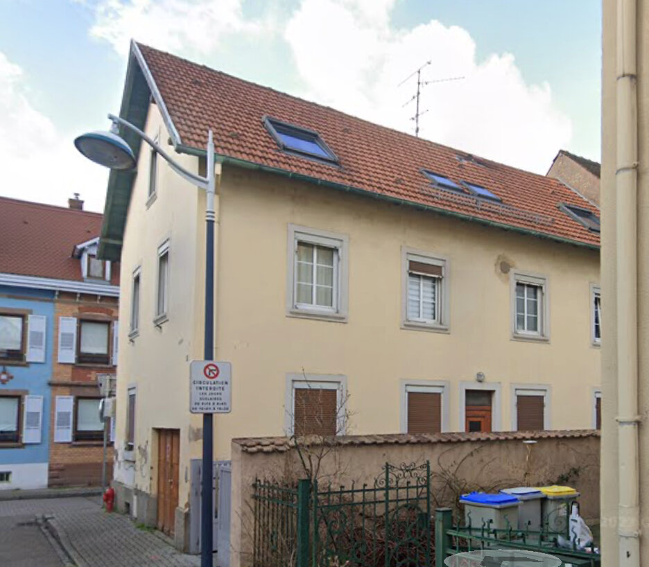 Здание с 6 спальнями в Бишхайм, Франция № 248973