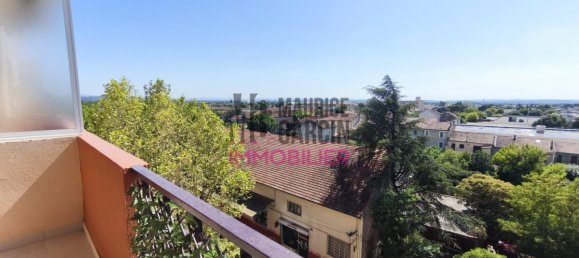 2 rooms Apartment in Carpentras, France No. 285628 5