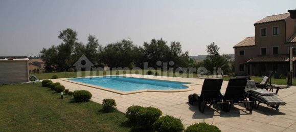 4 bedrooms House in San Marcello, Italy No. 295001 8