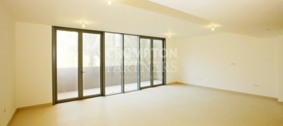 4 Schlafzimmer Wohnung in Al Raha Beach, UAE, Nr. 7391 3