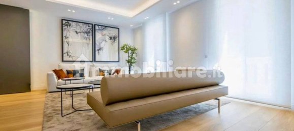 3 bedrooms Apartment in Milan, Italy No. 316920 10