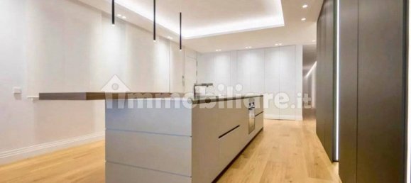 3 bedrooms Apartment in Milan, Italy No. 316920 12