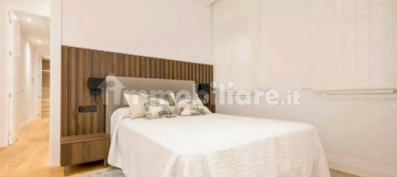 3 bedrooms Apartment in Milan, Italy No. 316920 5