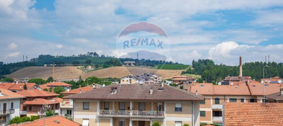 5 rooms Apartment in Maiolati Spontini, Italy No. 7440 6