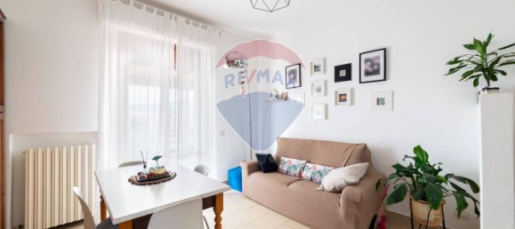 5 rooms Apartment in Maiolati Spontini, Italy No. 7440 9