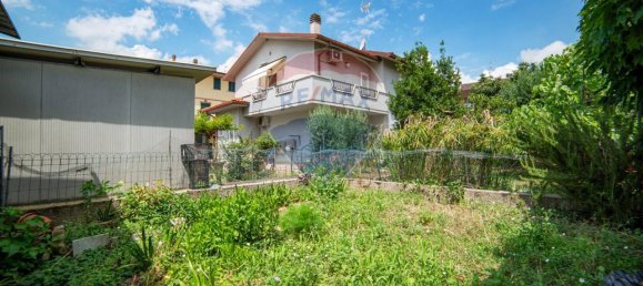 5 rooms Apartment in Maiolati Spontini, Italy No. 7440 5