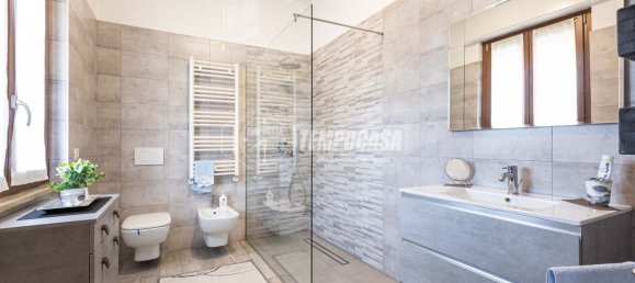 3-Zimmer Haus in Mariano Comense, Italy, Nr. 361479 12