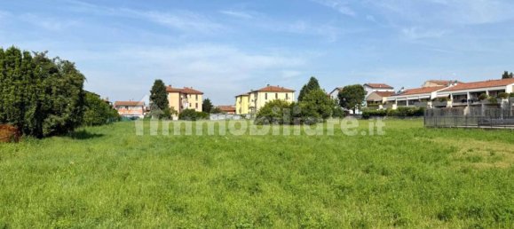 1200m² Land in Chiari, Italy No. 280209 4