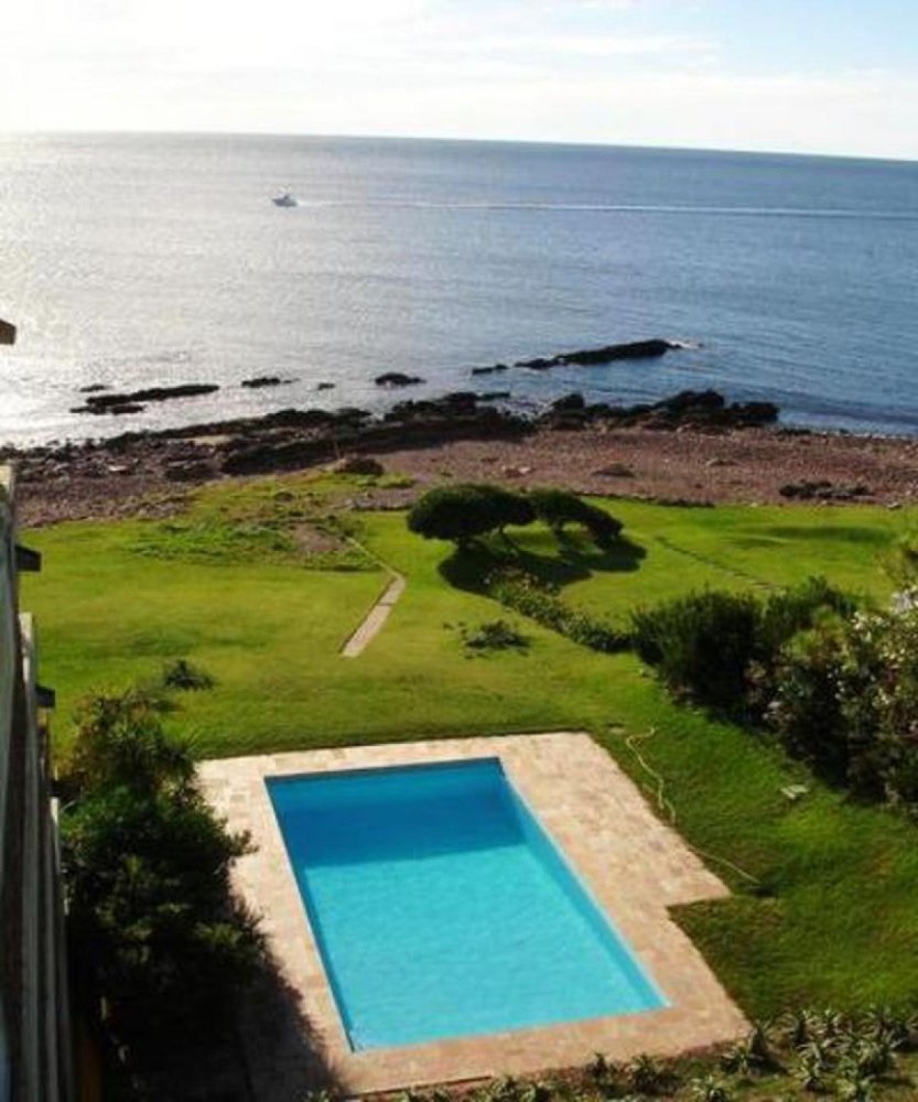 3 bedrooms Apartment in Maldonado, Uruguay No. 7851