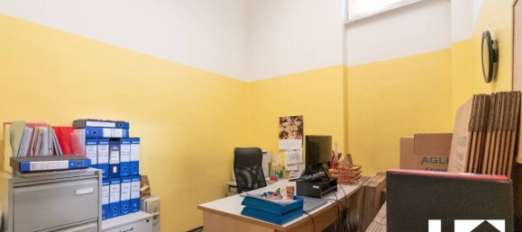 Коммерческая недвижимость с 2 комнатами в Брешиа, Италия № 52584 8