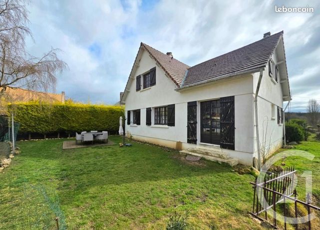 Casa de 3 dormitorios en Arronville, France No. 359684