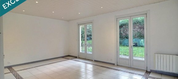 5 bedrooms House in Solesmes, France No. 154182 4
