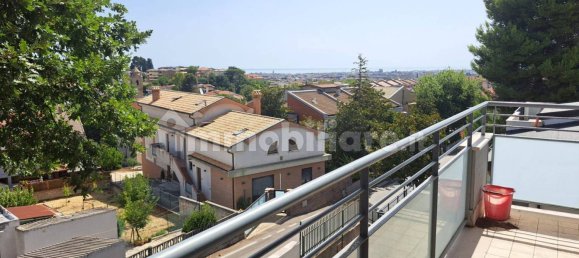 Квартира с 3 спальнями в Пескара, Италия № 342143 22