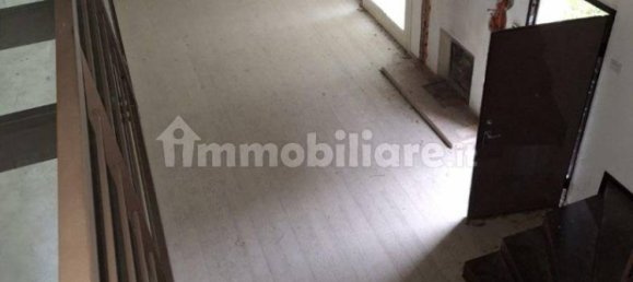 Oficina de 4 habitaciónes en Rezzato, Italy No. 6635 32