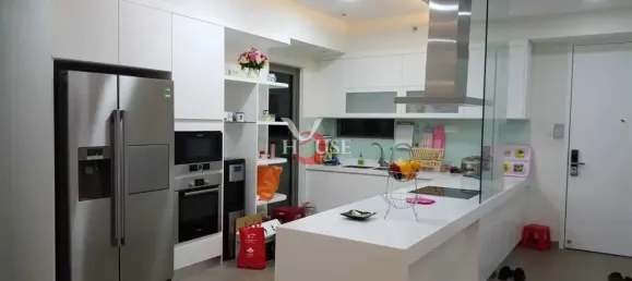 4 bedrooms Apartment in Ho Chi Minh, Vietnam No. 9879 2