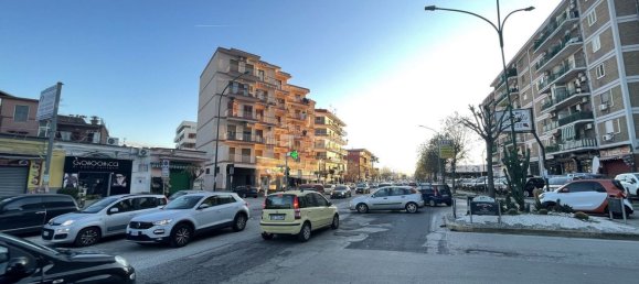 3 rooms Apartment in Casoria, Italy No. 1905 4