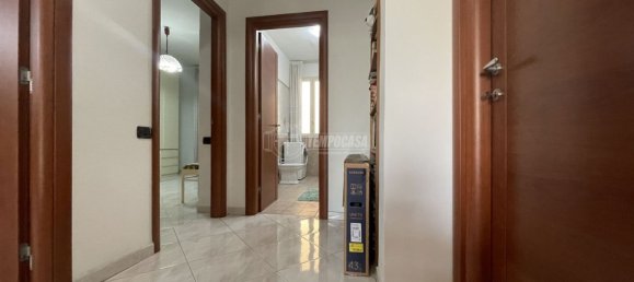 3 rooms Apartment in Casoria, Italy No. 1905 9