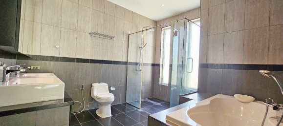 Casa T4 em Pattaya, Thailand N.º 27336 27