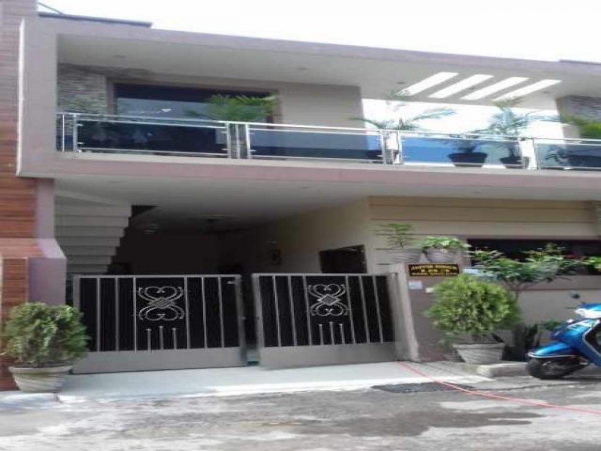 2 bedrooms House in Jalandhar, India No. 2397