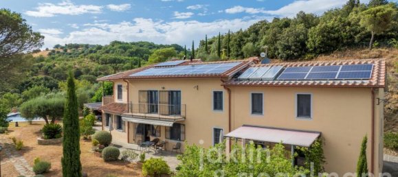 Villa de 5 dormitorios en Passignano sul Trasimeno, Italy No. 381074 23