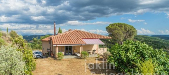 Villa de 5 dormitorios en Passignano sul Trasimeno, Italy No. 381074 25