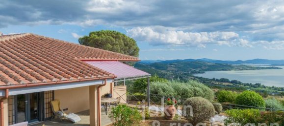 Villa de 5 dormitorios en Passignano sul Trasimeno, Italy No. 381074 26