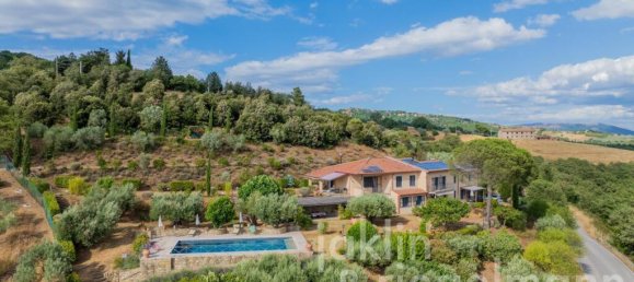 5 bedrooms Villa in Passignano sul Trasimeno, Italy No. 381074 8