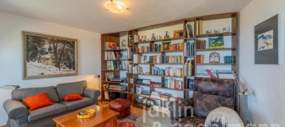 Villa de 5 dormitorios en Passignano sul Trasimeno, Italy No. 381074 38