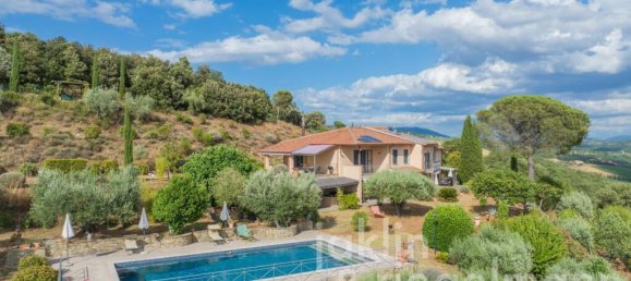 Villa de 5 dormitorios en Passignano sul Trasimeno, Italy No. 381074 15