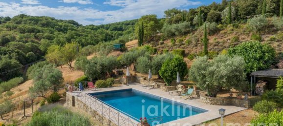 Villa de 5 dormitorios en Passignano sul Trasimeno, Italy No. 381074 20