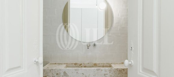 3 bedrooms Apartment in Lisbon, Portugal No. 136098 17