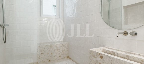 3 bedrooms Apartment in Lisbon, Portugal No. 136098 13