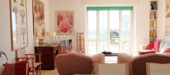 Apartamento de 3 dormitorios en Viareggio, Italy No. 84675 3