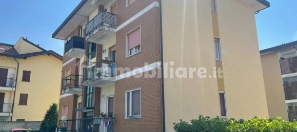 2 chambres Appartement à Cuggiono, Italy No. 333435 2