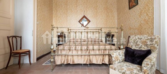 Здание с 5 комнатами в Рандаццо, Италия № 156870 33