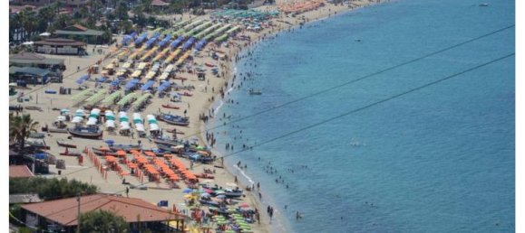 Apartamento de 5 habitaciónes en Vibo Valentia, Italy No. 251903 2