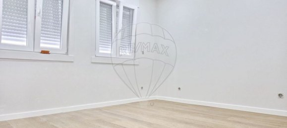 5 bedrooms House in Lisbon, Portugal No. 45186 7