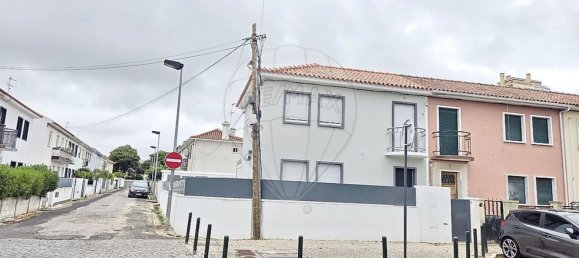5 bedrooms House in Lisbon, Portugal No. 45186 3