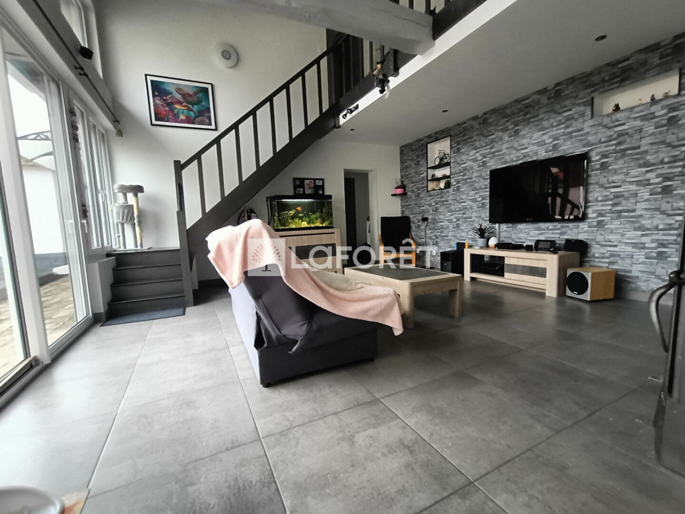 Casa T5 em Gasville-Oiseme, France N.º 56087