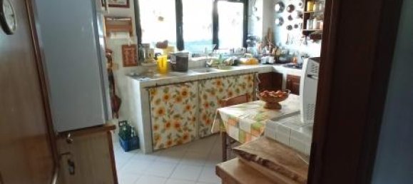 8 rooms House in Vicchio, Italy No. 232741 3