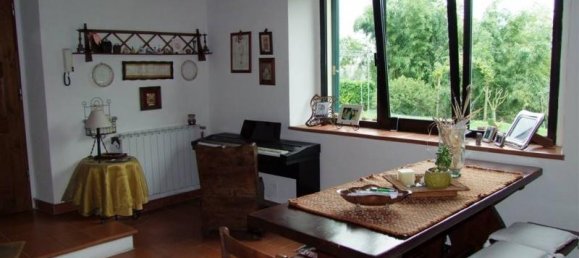 8 rooms House in Vicchio, Italy No. 232741 11