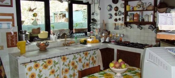8 rooms House in Vicchio, Italy No. 232741 17