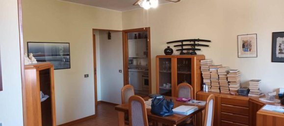 3غرفة شقة في Crema, Italy رقم 39449 5