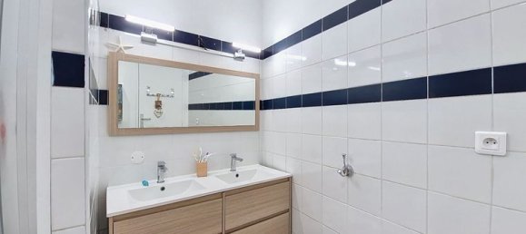 Adosado de 3 dormitorios en Marseille, France No. 310072 12